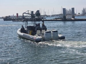 Sea rent concept semi rigides studio