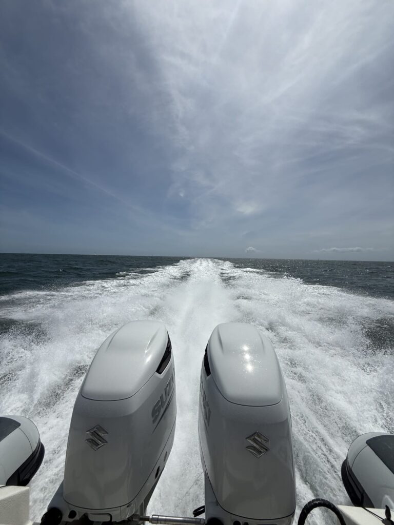 Retour d’expérience : Une journée mémorable entre amis à Houat à bord du Searib’s 9.60 1 SR 9.60 SRC